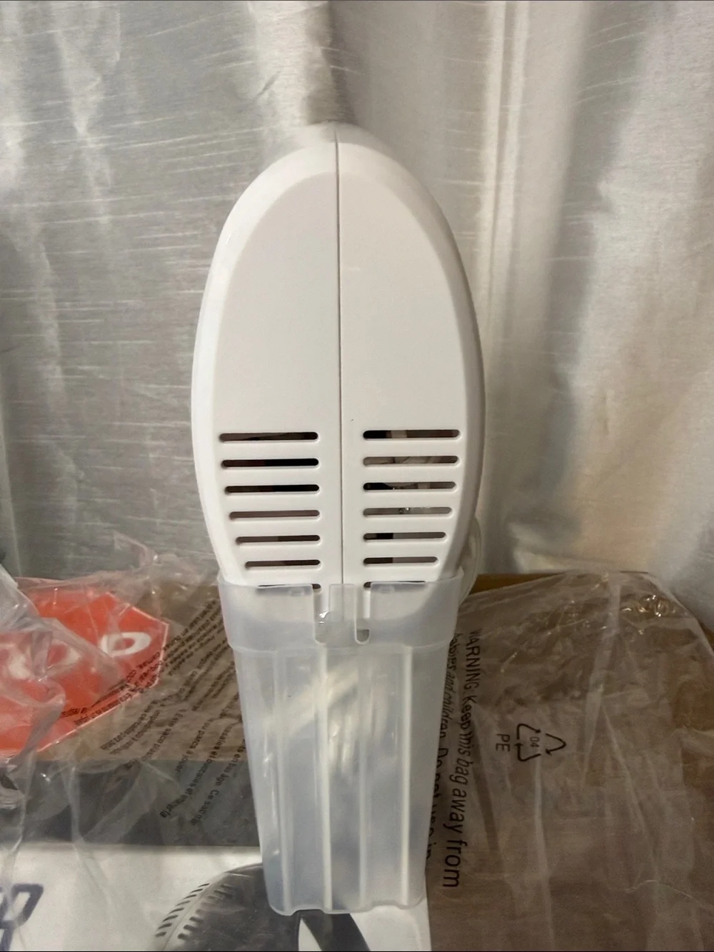 Ovente 5 Speed Hand Mixer Snap On Storage Case HM151 Series White New Open Box